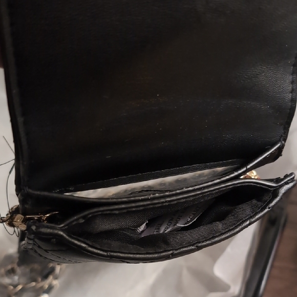 Quilted Crossbody Phone Bag -BLACK - Picture 7 of 9